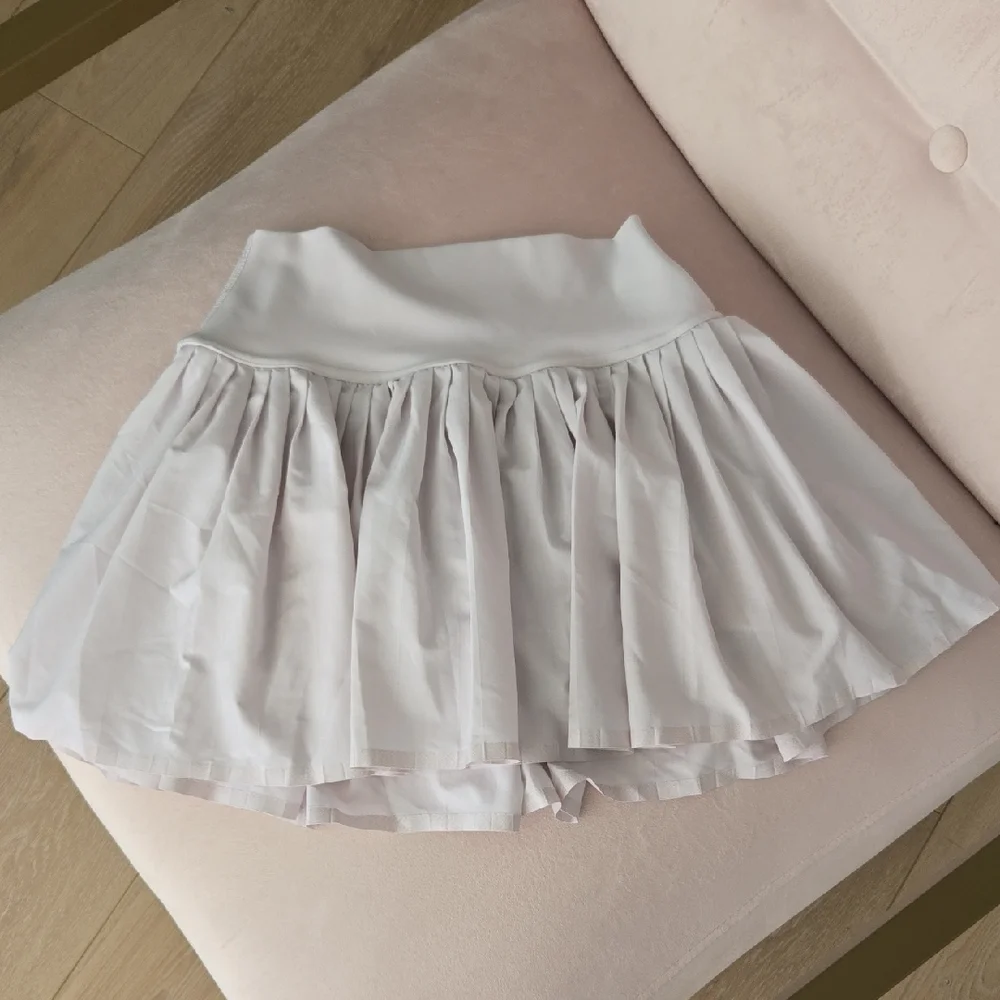 ALO Yoga White Pleated Skater Skirt